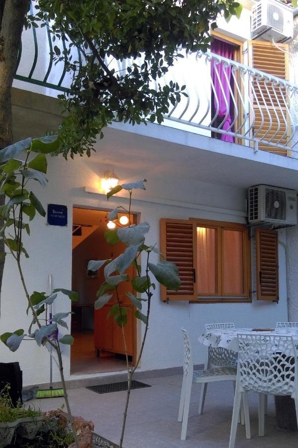 Apartments With A Parking Space Bol, Brac - 4658 Dış mekan fotoğraf